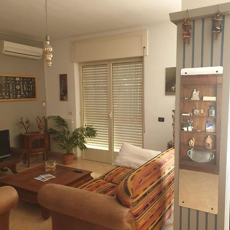 Attico In Riva Al Mare Apartment Gallipoli Luaran gambar