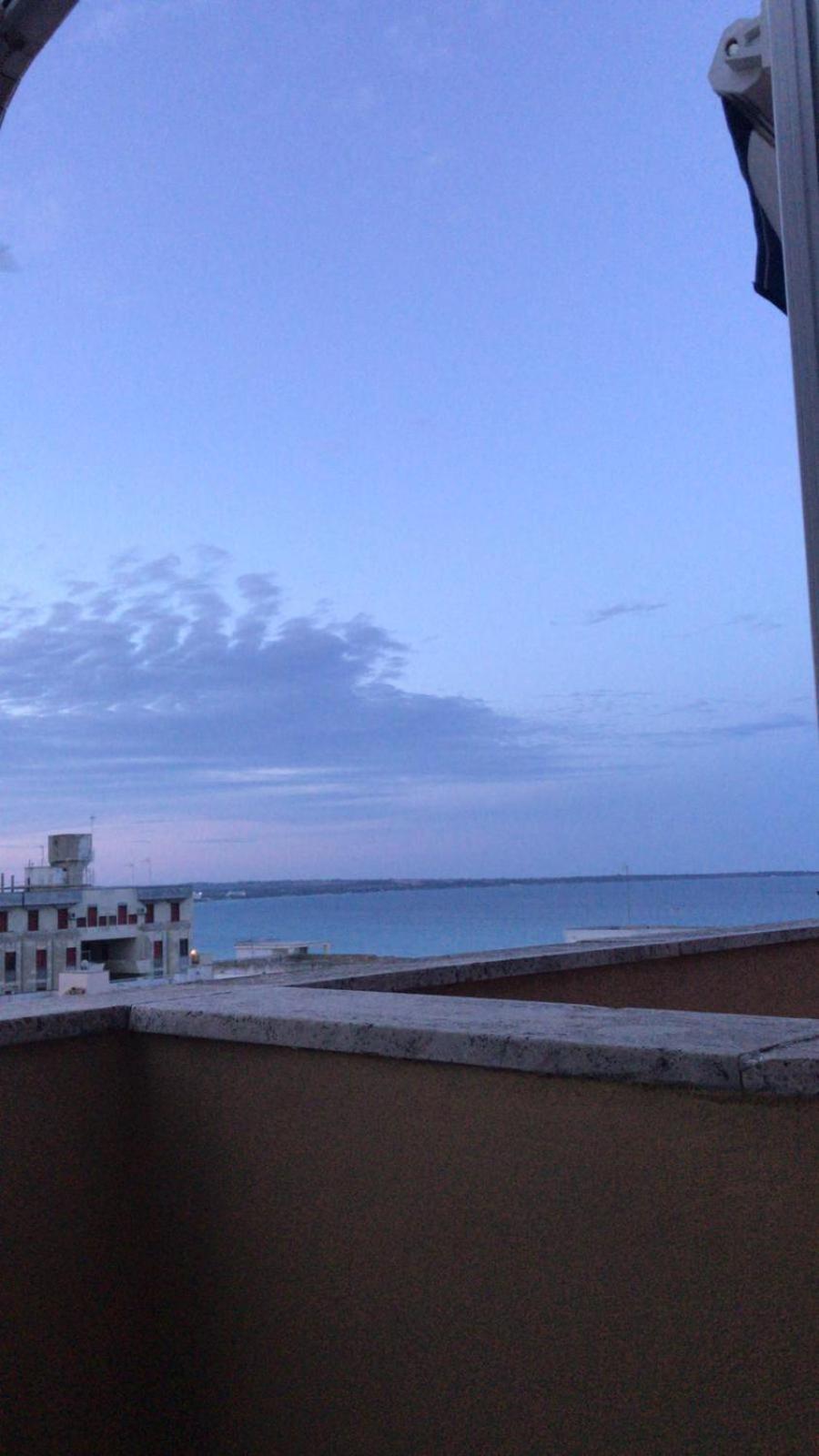 Attico In Riva Al Mare Apartment Gallipoli Luaran gambar