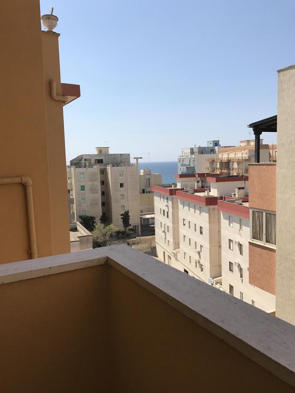 Attico In Riva Al Mare Apartment Gallipoli Luaran gambar